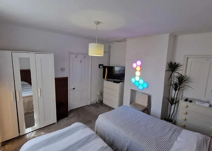 Converted Bungalow In Bexley